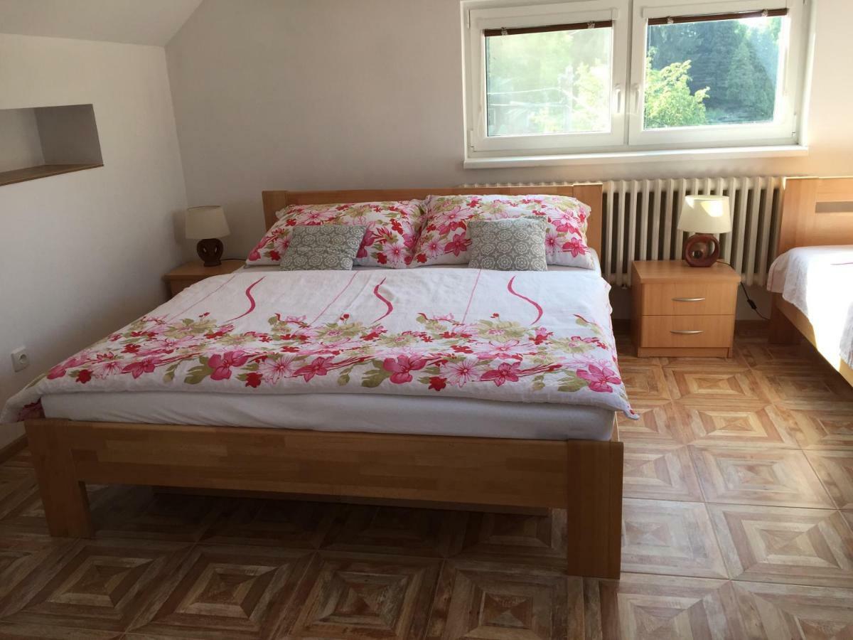 Apartmán Panoráma Apartman Banská Štiavnica Kültér fotó