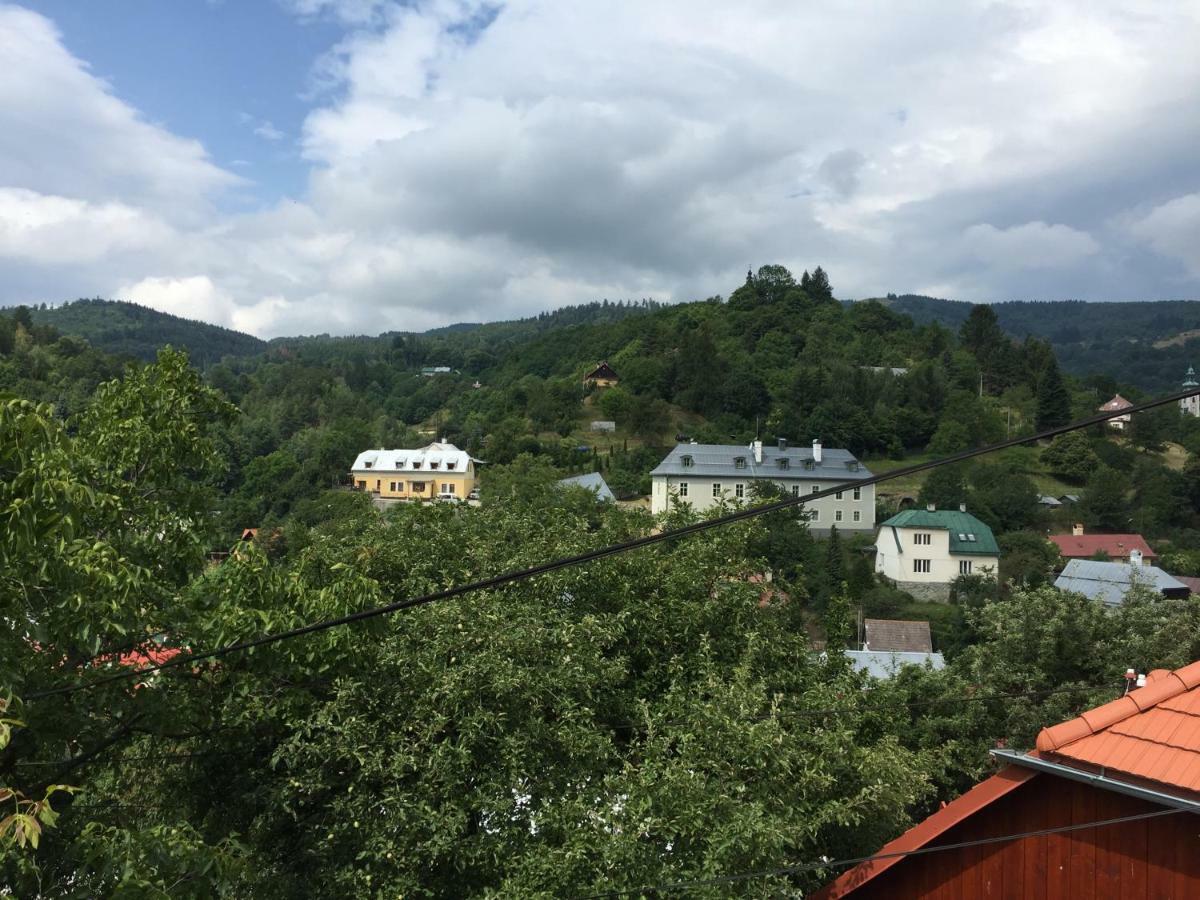 Apartmán Panoráma Apartman Banská Štiavnica Kültér fotó